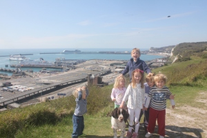 The kids with Timmy & Bryony (& Bali) at the White Cliffs of Dover